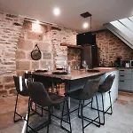 Mazet En Pierre Avec Jardin Privatif 펜션