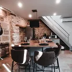 Mazet En Pierre Avec Jardin Privatif 펜션 Sernhac