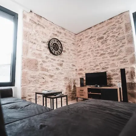 Mazet En Pierre Avec Jardin Privatif Ferienhaus *