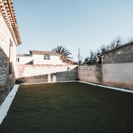 Mazet En Pierre Avec Jardin Privatif Sernhac