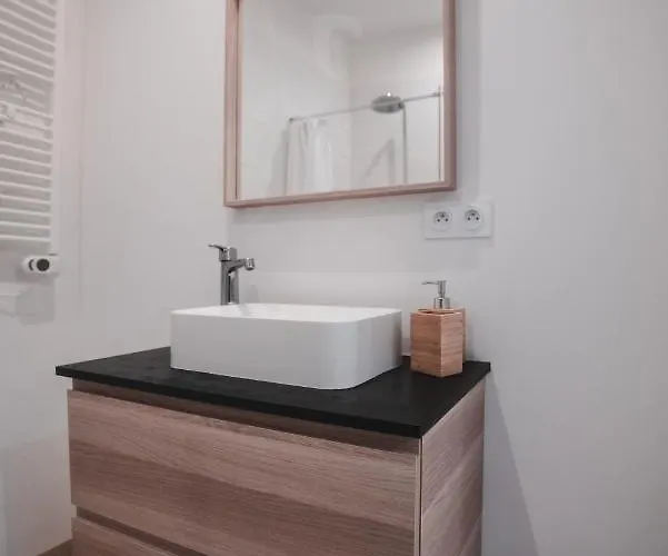 Casa de Férias Mazet En Pierre Avec Jardin Privatif *
